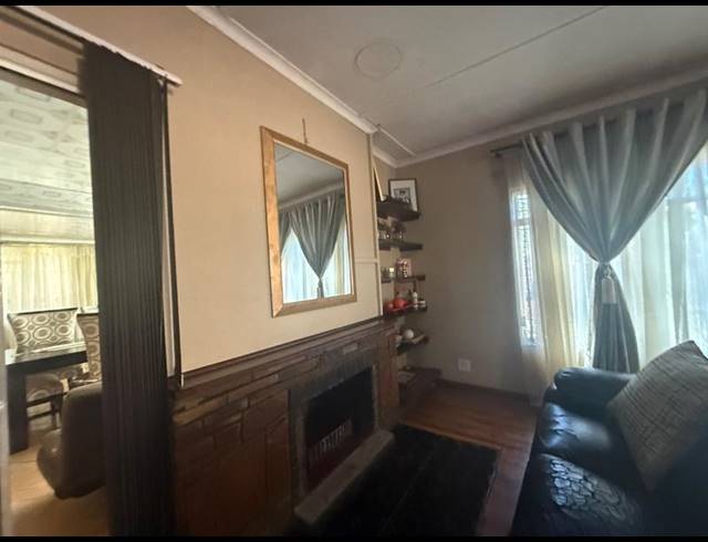 3 BEDROOM HOUSE FOR SALE IN VANDERBIJLPARK CW 1